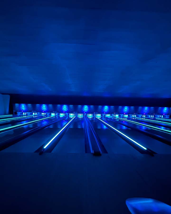 Alley Cats Bowling & Entertainment 