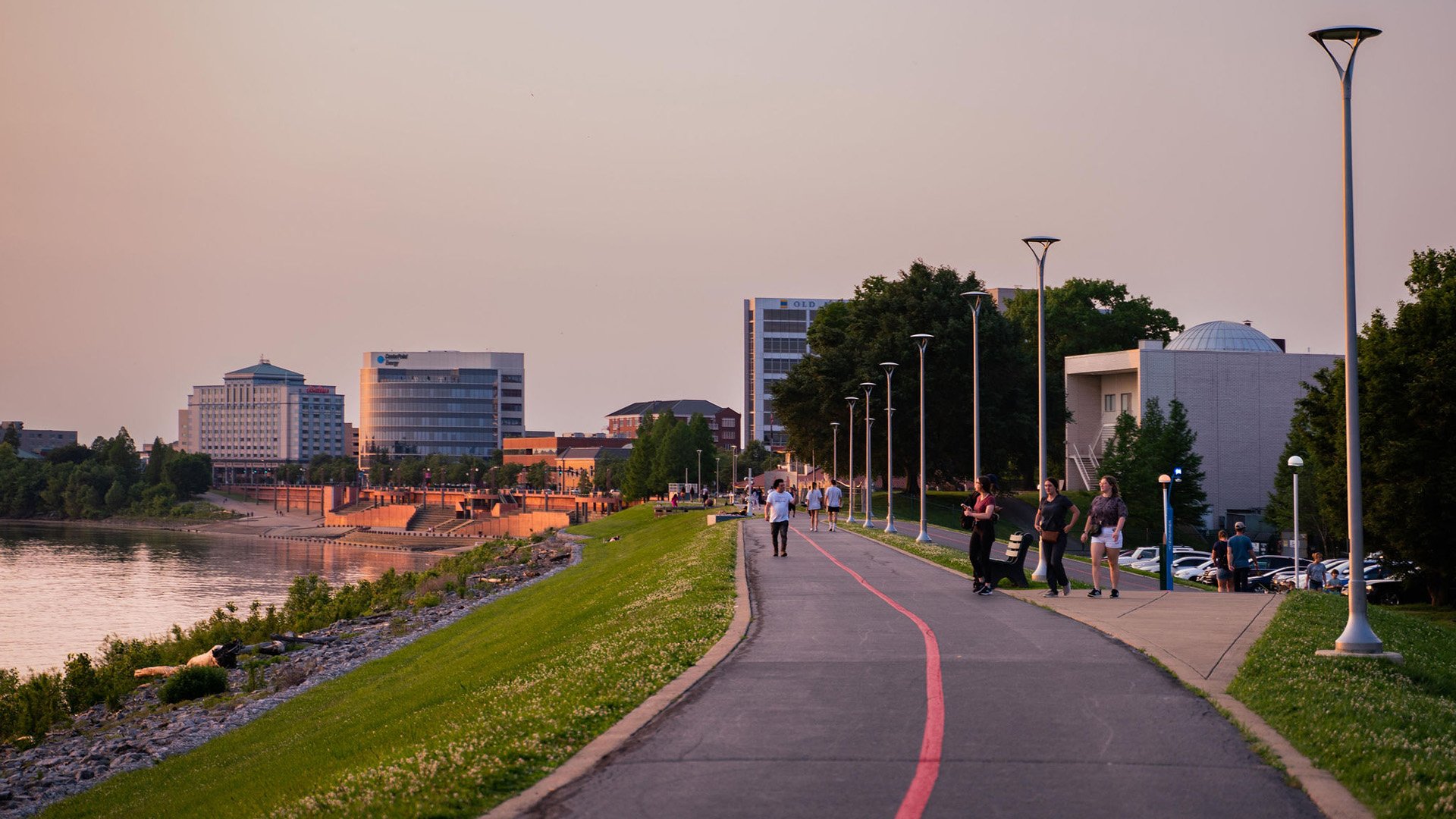EIFE_downtown