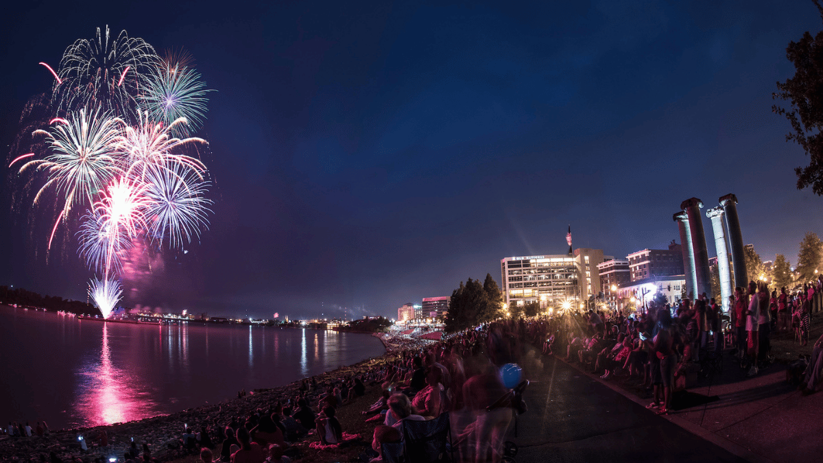 fireworks on riverfront downtown evansville