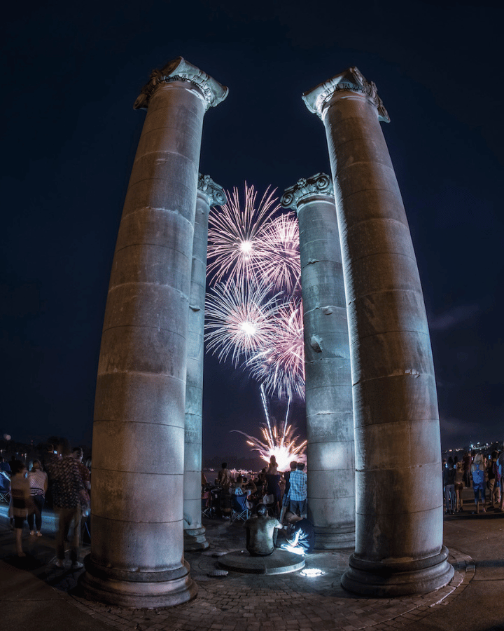 downtown evansville fireworks four freedoms monumnet